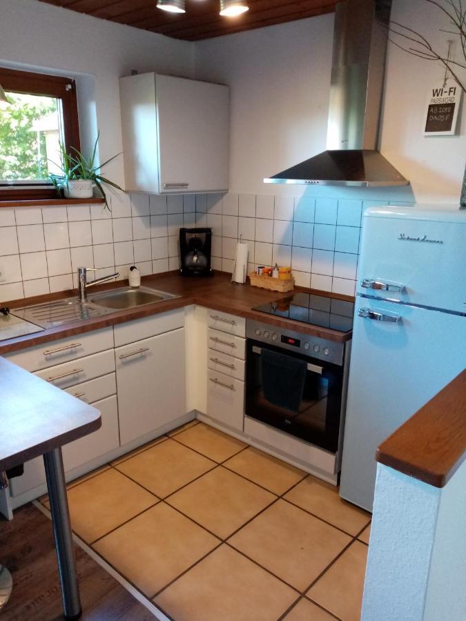 Schoene Einzimmer Wohnung Zwischen Bodensee Und Allgaeu Neukirch  Bagian luar foto