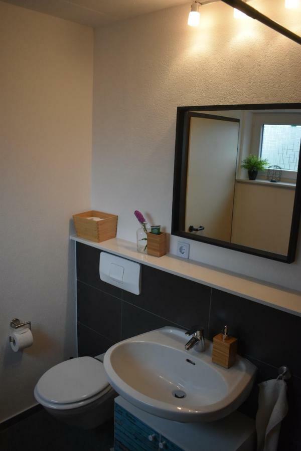 Schoene Einzimmer Wohnung Zwischen Bodensee Und Allgaeu Neukirch  Bagian luar foto